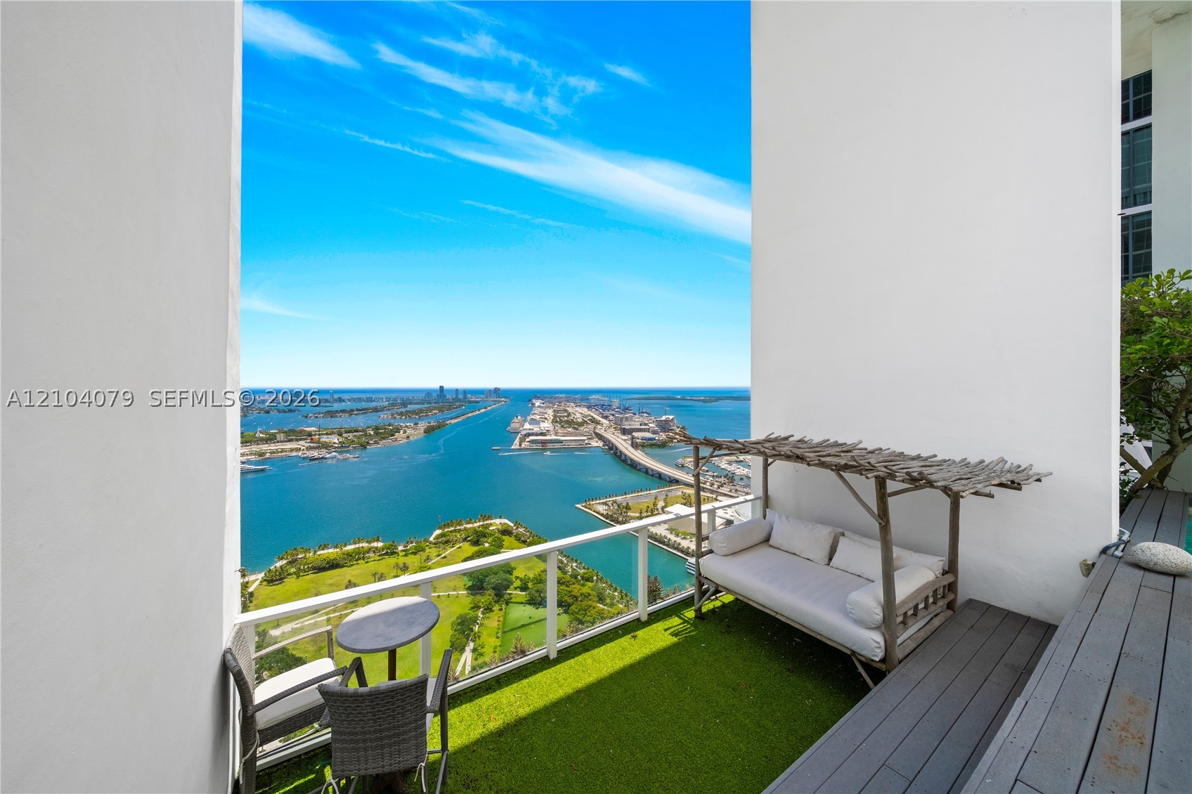1040 Biscayne Blvd #4602, Miami FL 33132