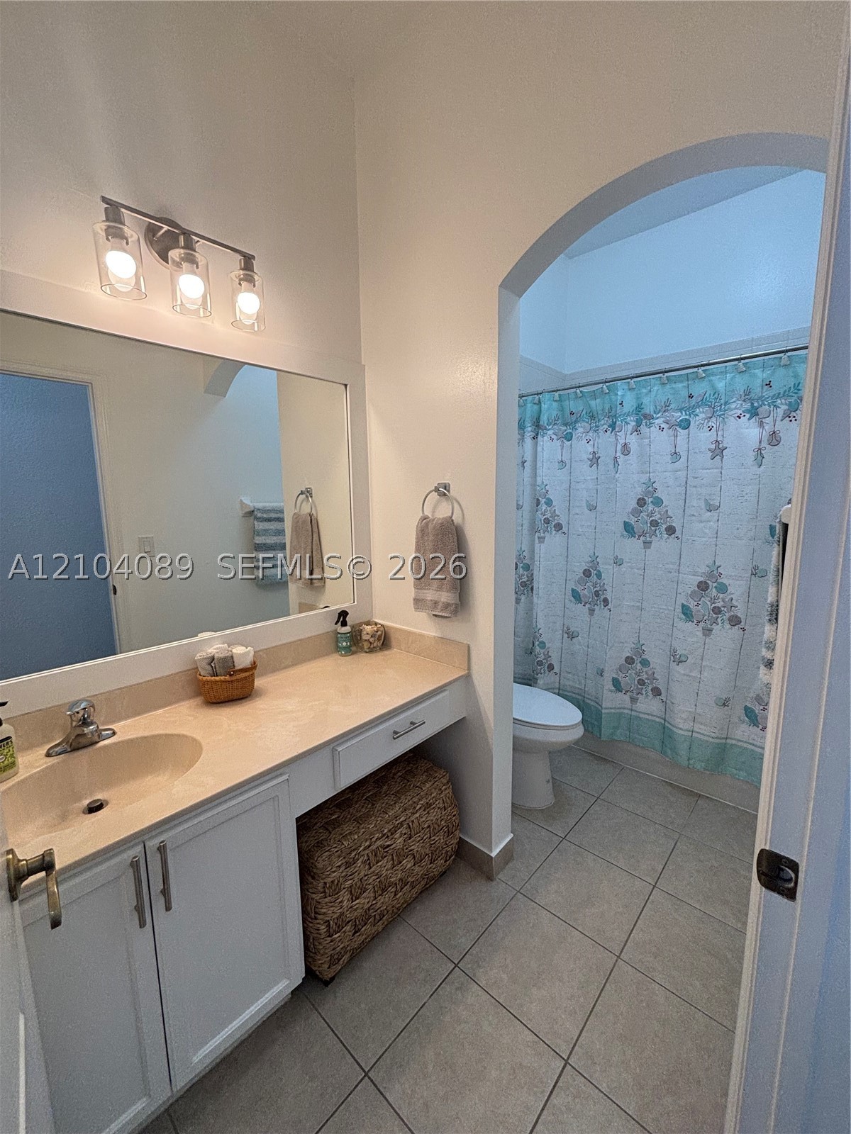 Weston FL 33332 - A12104089