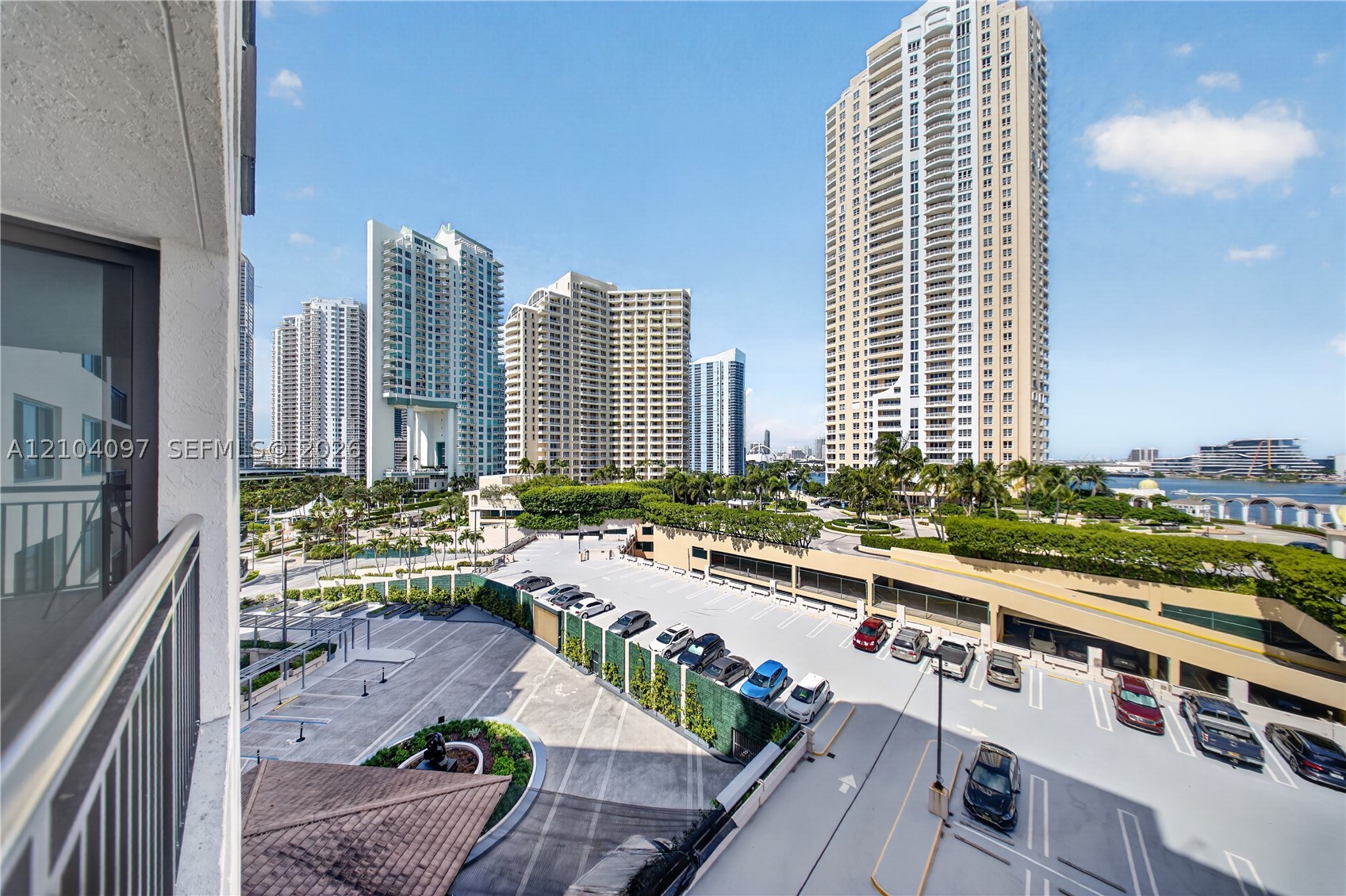 540 Brickell Key Dr #916, Miami FL 33131