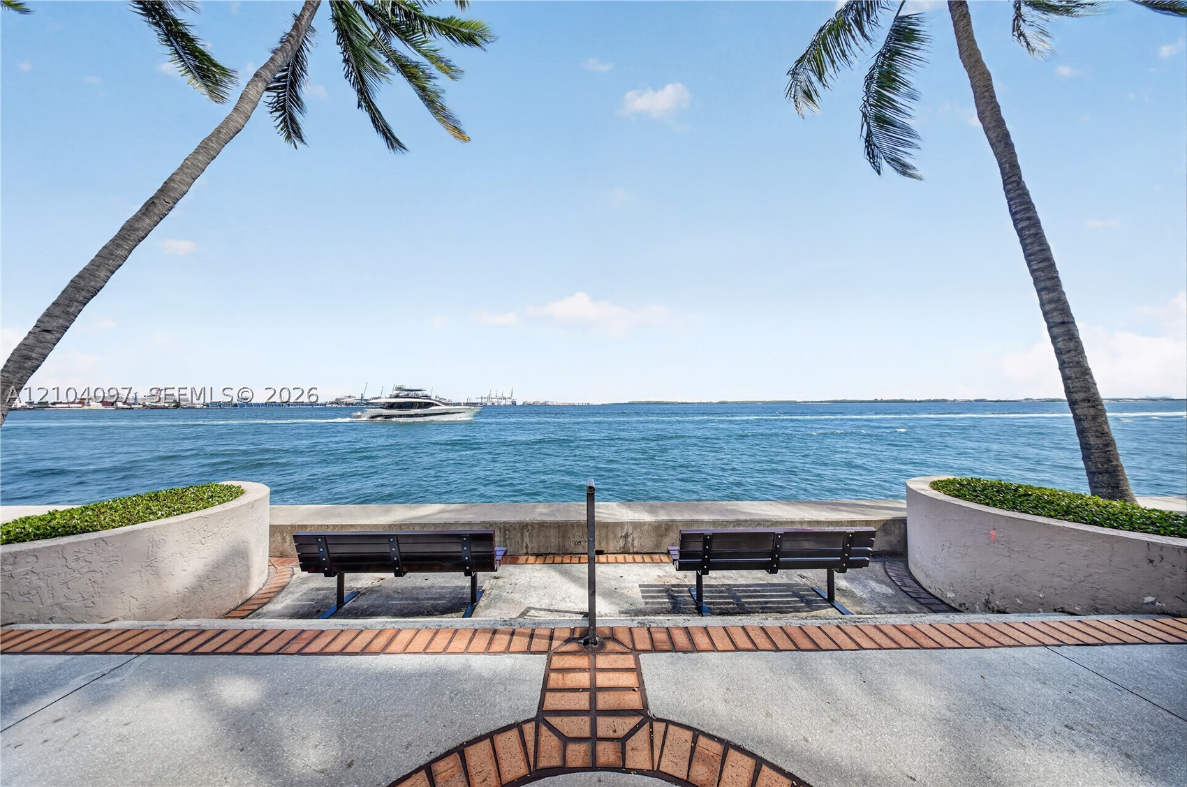 540 Brickell Key Dr #916, Miami FL 33131