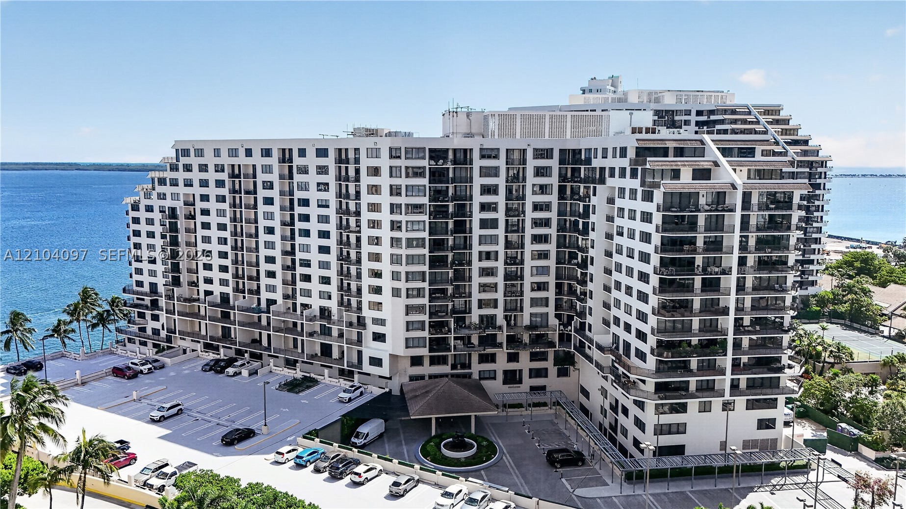 540 Brickell Key Dr #916, Miami FL 33131