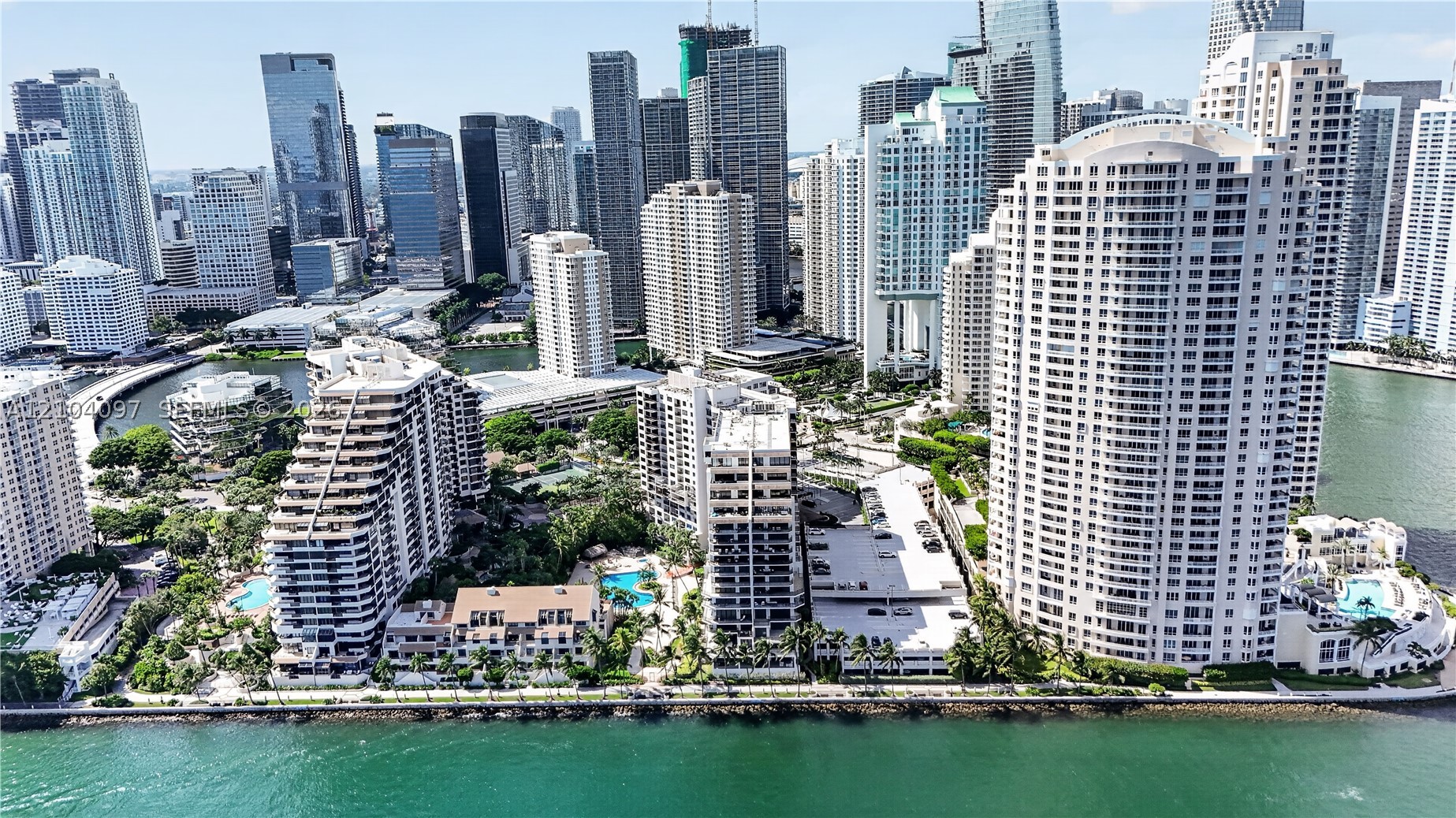 540 Brickell Key Dr #916, Miami FL 33131