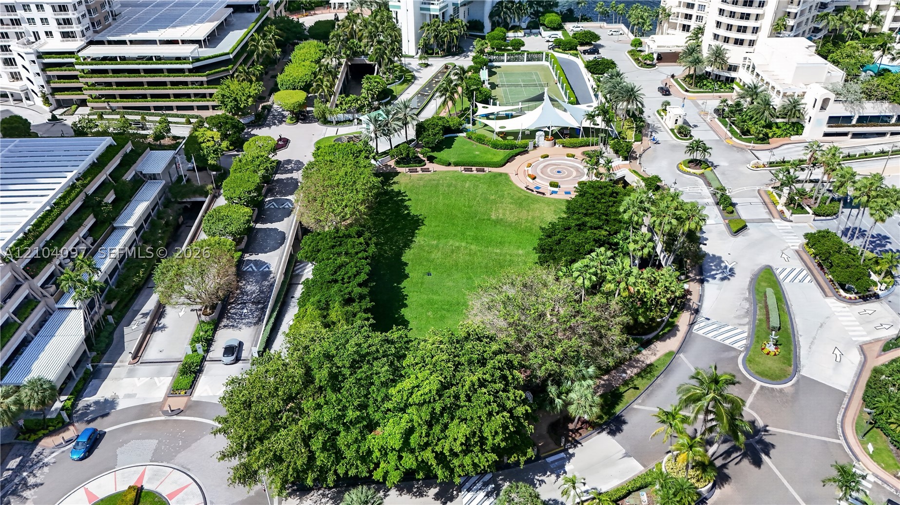 540 Brickell Key Dr #916, Miami FL 33131