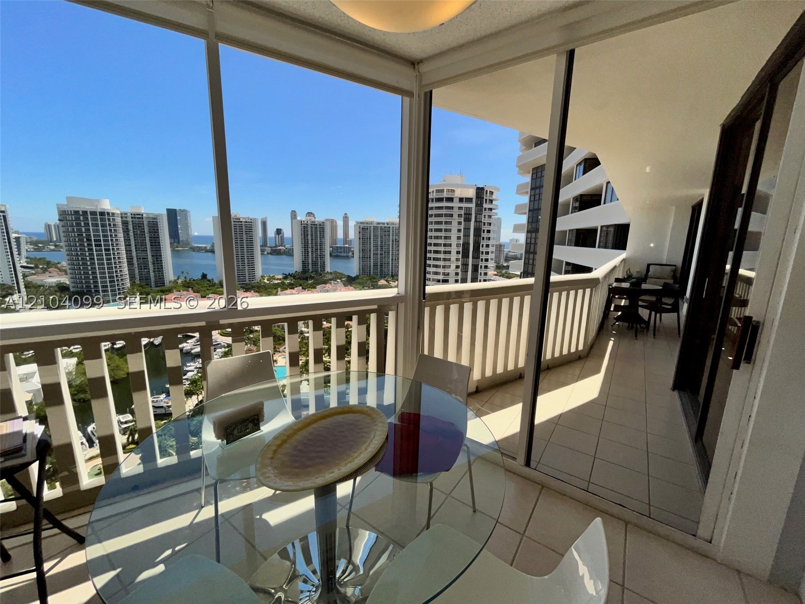 1000 W Island Blvd #2707, Aventura FL 33160