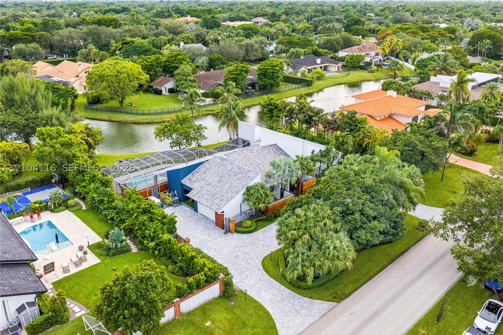 8740 SW 104th St, Miami FL 33176