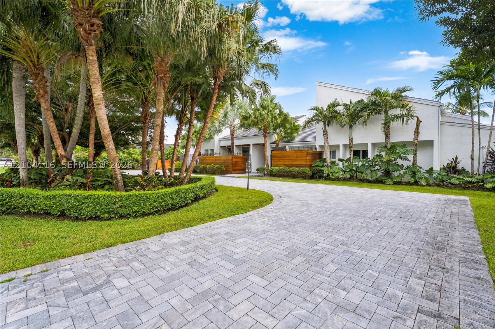 8740 SW 104th St, Miami FL 33176