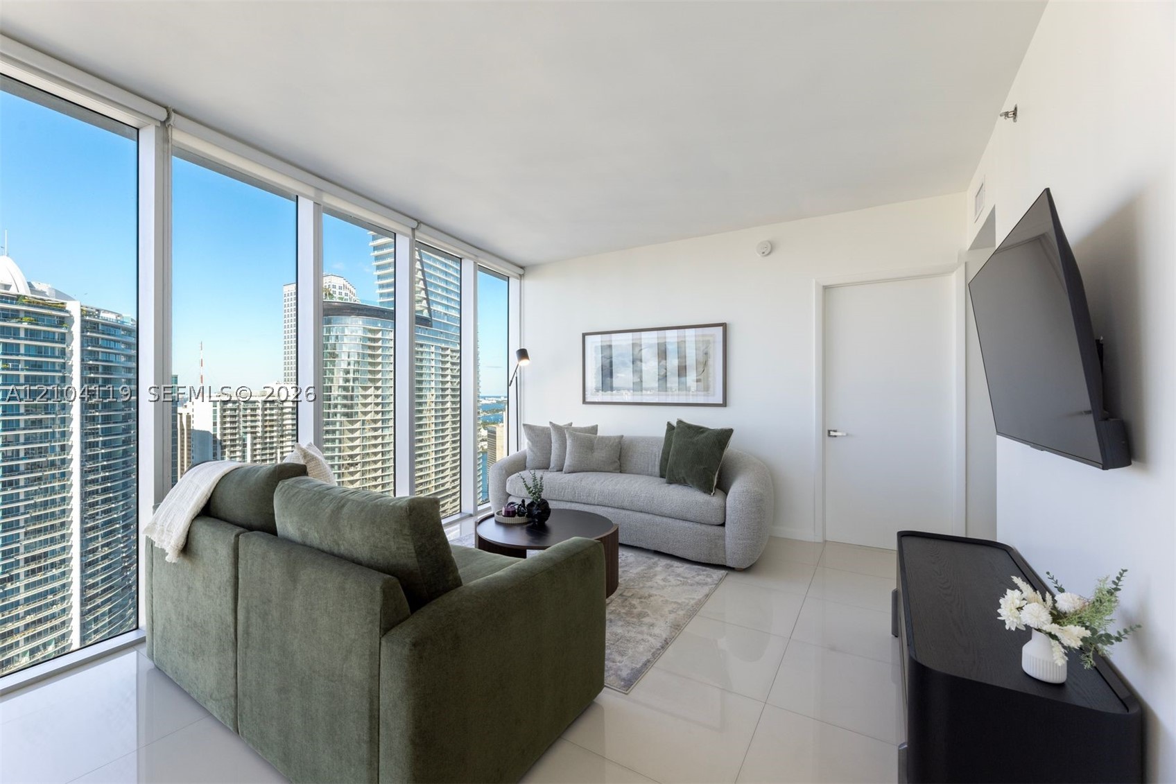 485 Brickell Ave #4804, Miami FL 33131