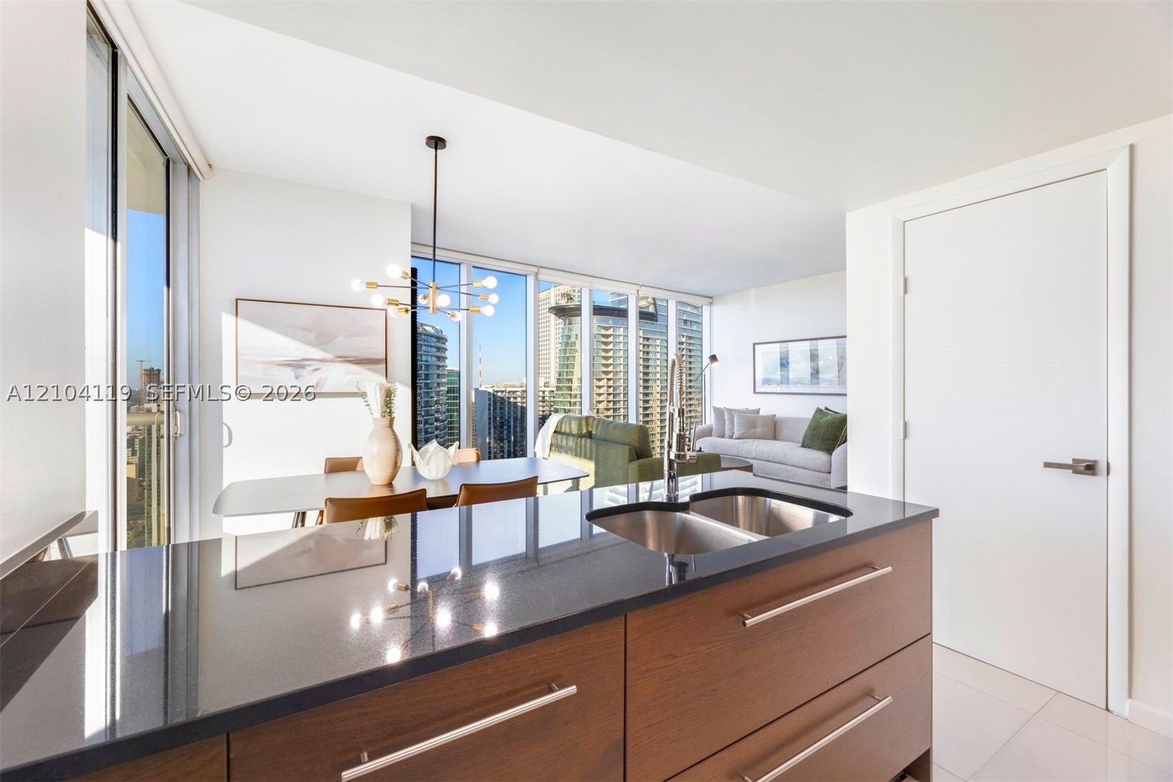 485 Brickell Ave #4804, Miami FL 33131
