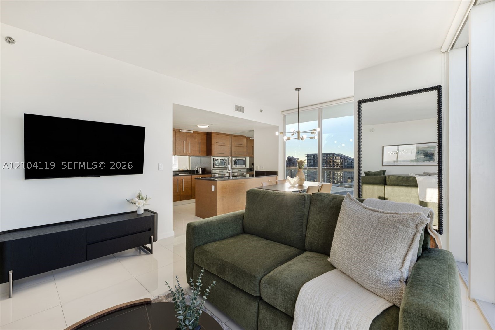485 Brickell Ave #4804, Miami FL 33131