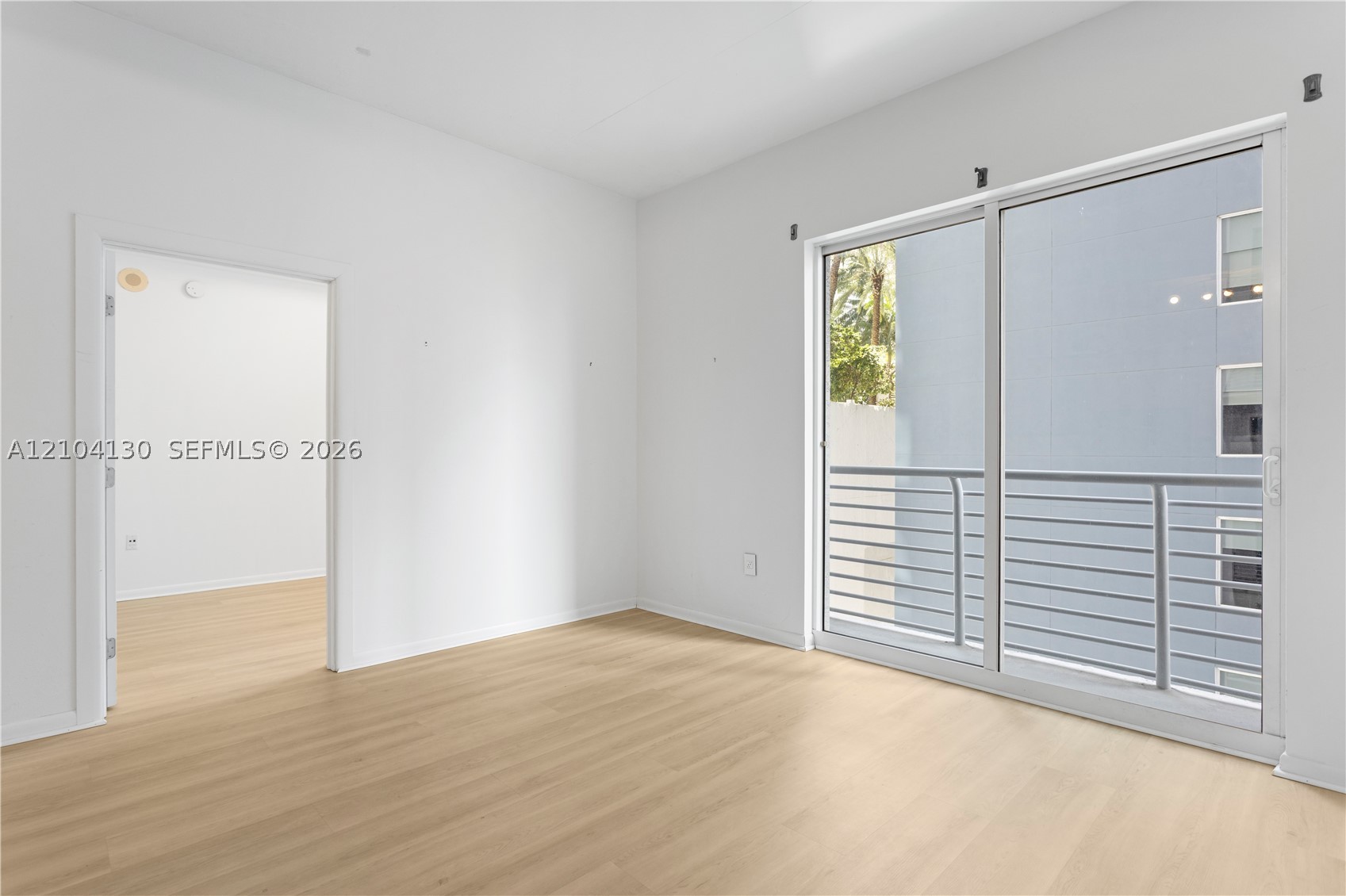 234 NE 3rd St #909, Miami FL 33132
