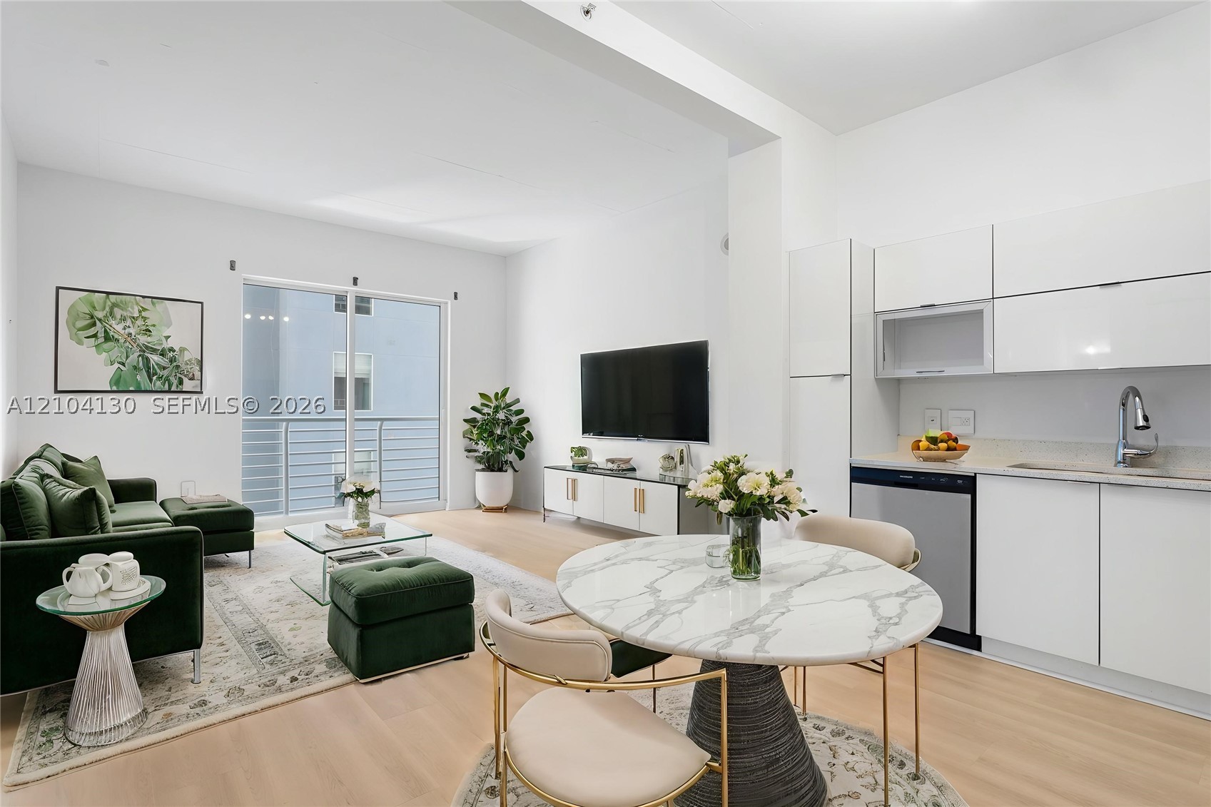 234 NE 3rd St #909, Miami FL 33132
