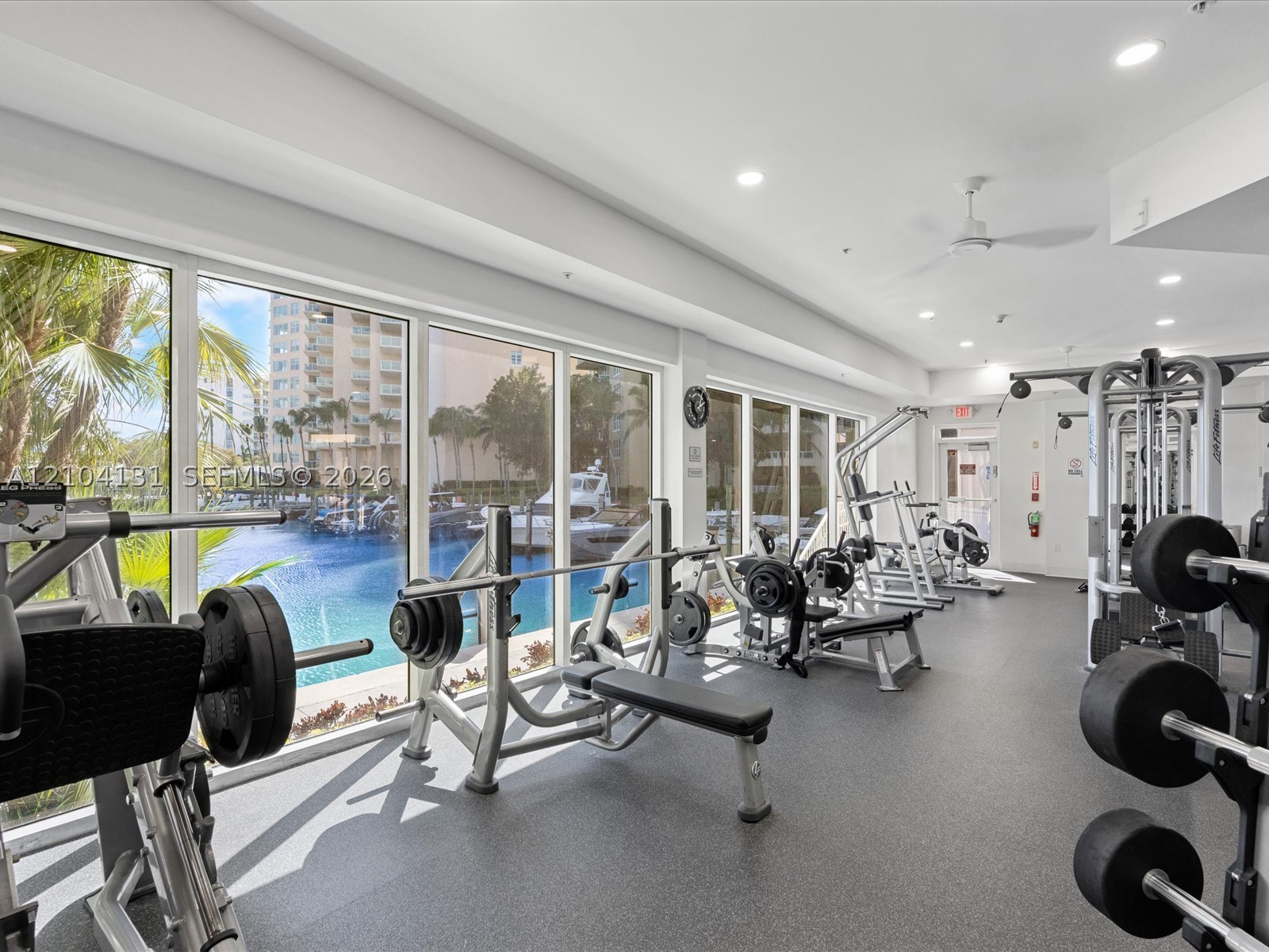 3340 NE 190th St #602, Aventura FL 33180