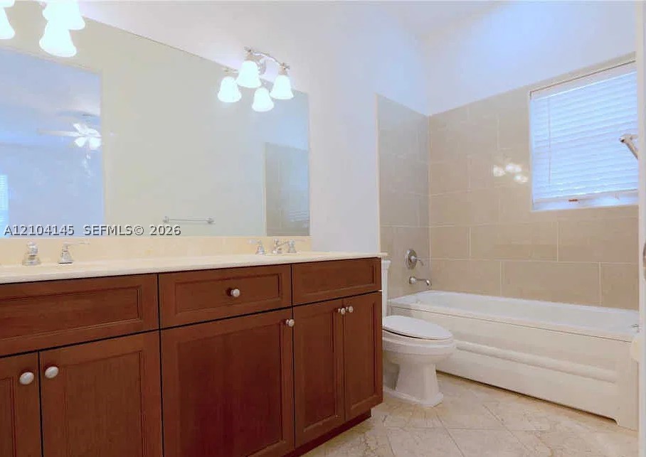 578 Loretto Ave #5, Coral Gables FL 33146