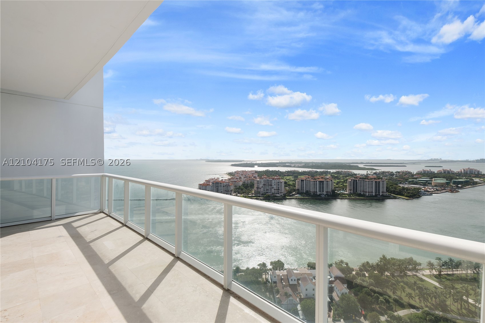 100 S Pointe Dr #2902, Miami Beach FL 33139