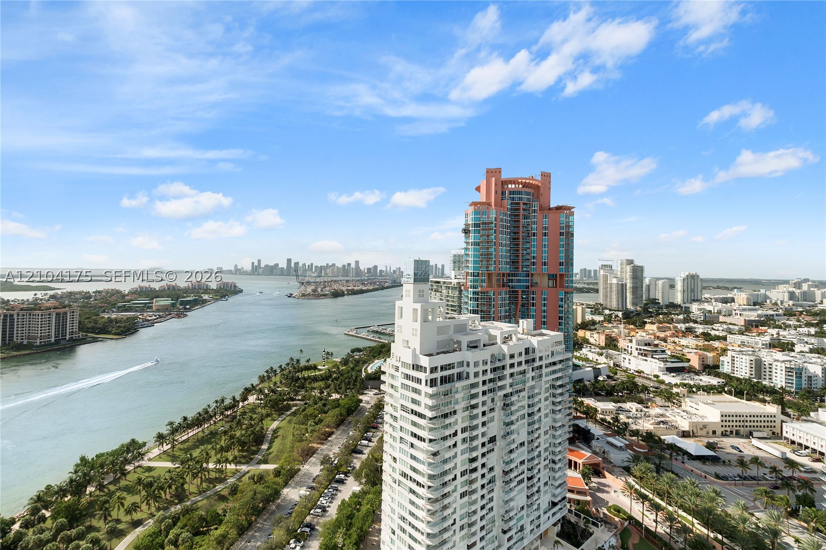 100 S Pointe Dr #2902, Miami Beach FL 33139