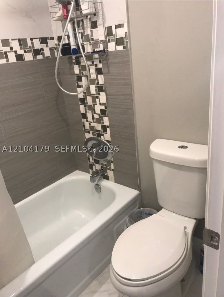 6901 Environ Blvd #5F, Lauderhill FL 33319