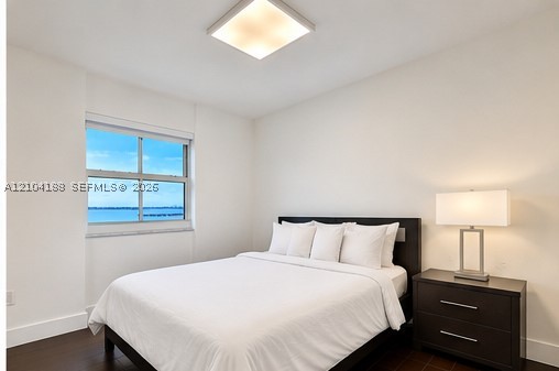 185 SE 14th Ter #1703, Miami FL 33131