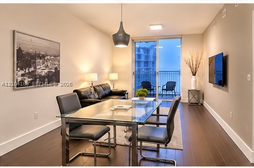 185 SE 14th Ter #1703, Miami FL 33131