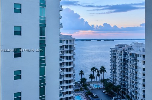 185 SE 14th Ter #1703, Miami FL 33131