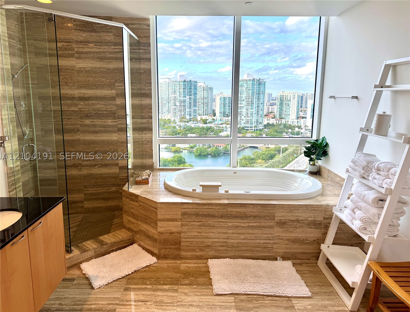 15901 Collins Ave #1804, Sunny Isles Beach FL 33160