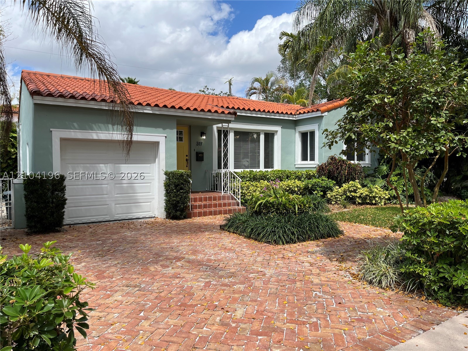 317 Fluvia Ave, Coral Gables FL 33134