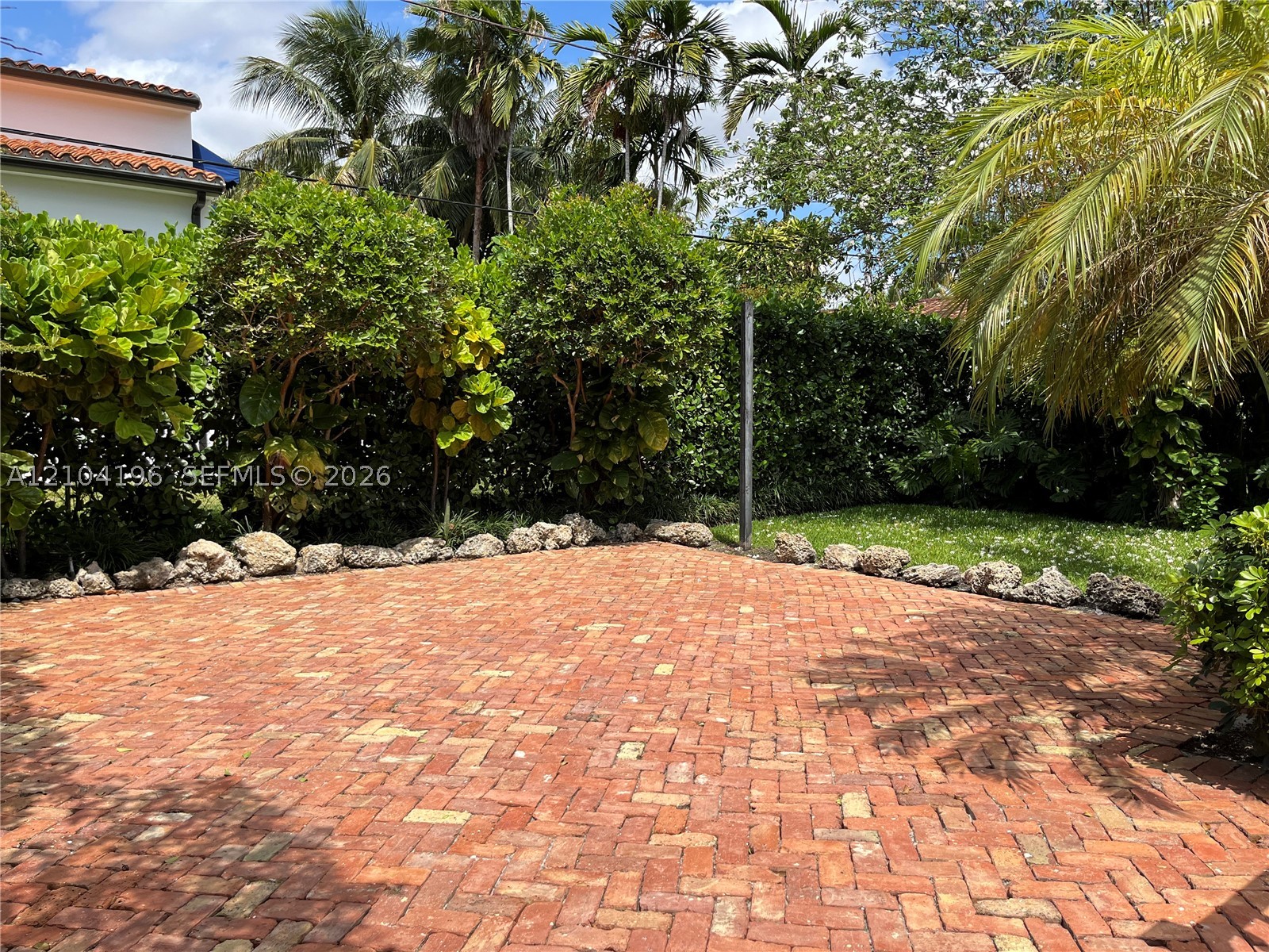 317 Fluvia Ave, Coral Gables FL 33134