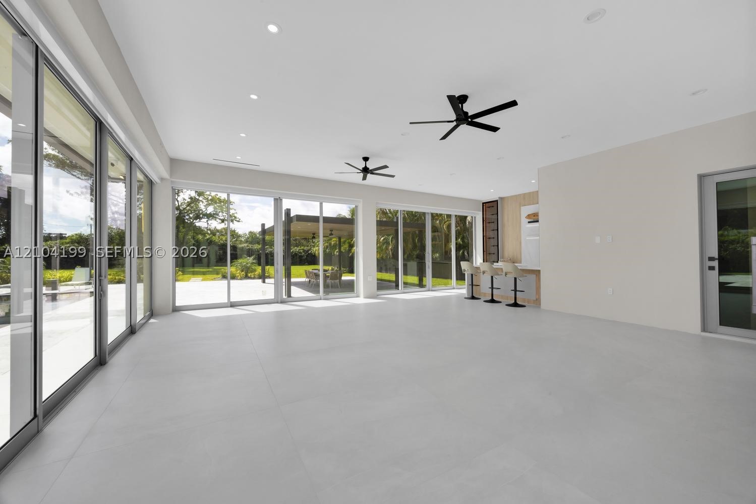 11240 SW 95th St, Miami FL 33176
