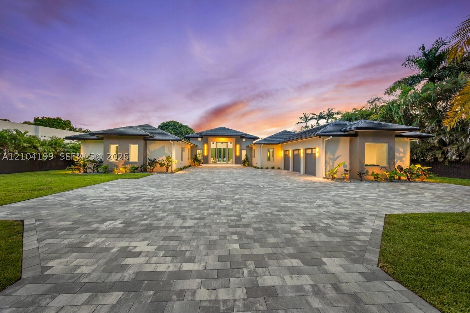 11240 SW 95th St, Miami FL 33176