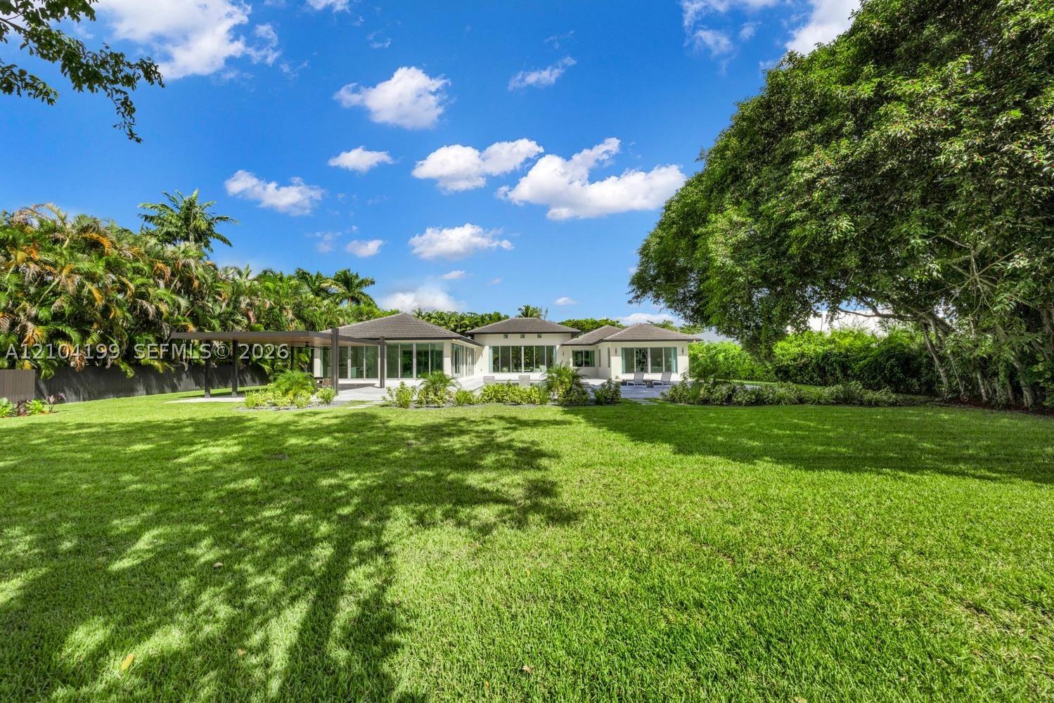 11240 SW 95th St, Miami FL 33176