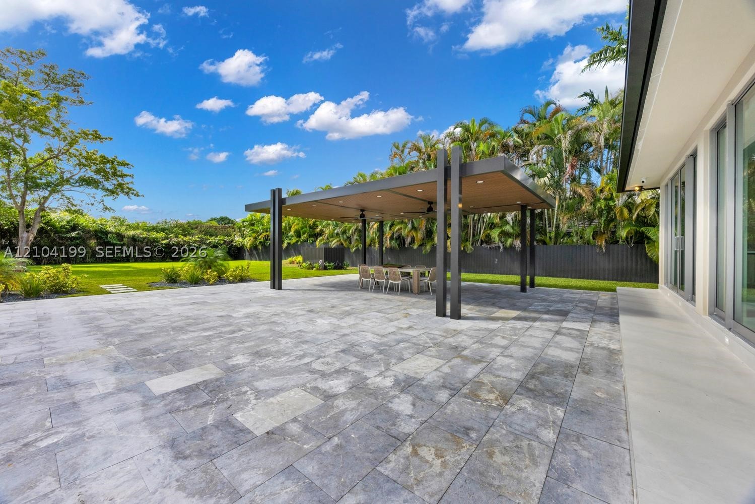 11240 SW 95th St, Miami FL 33176