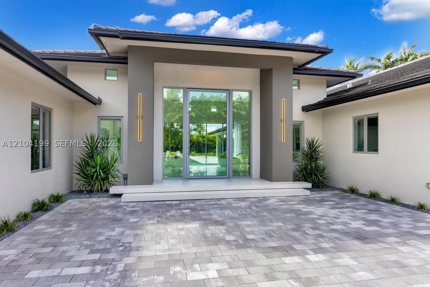 11240 SW 95th St, Miami FL 33176