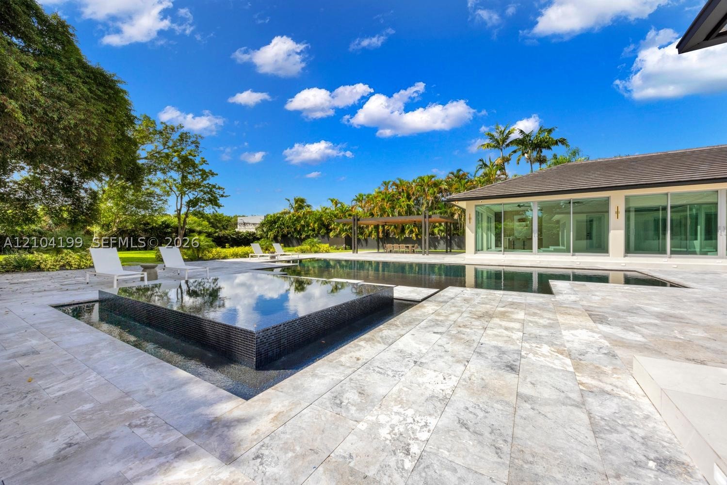 11240 SW 95th St, Miami FL 33176