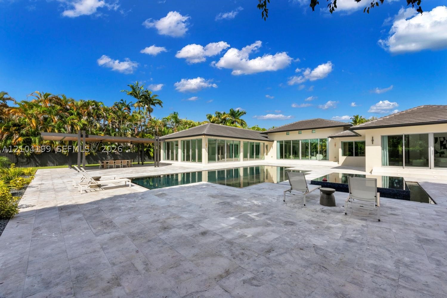 11240 SW 95th St, Miami FL 33176