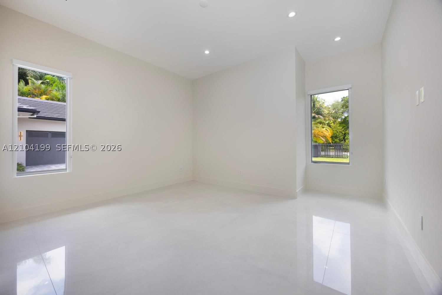 11240 SW 95th St, Miami FL 33176