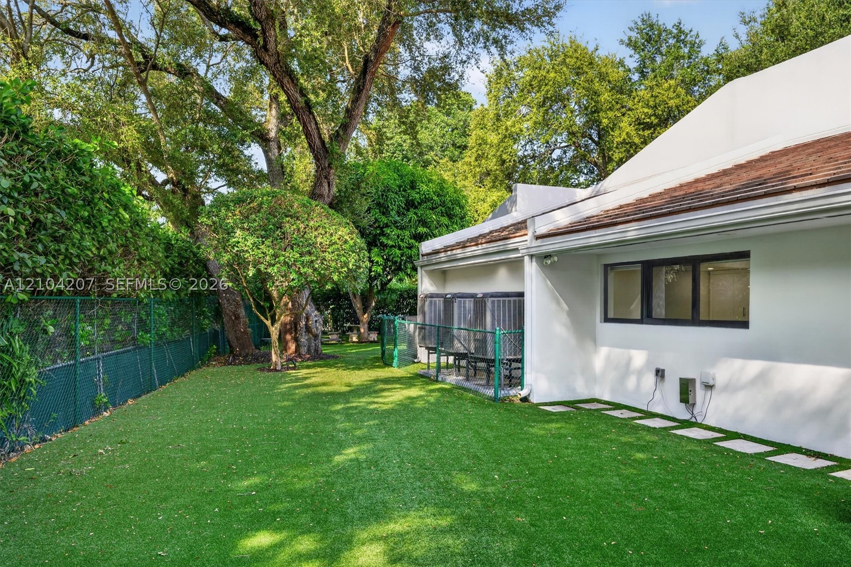 7001 Robles St, Coral Gables FL 33143