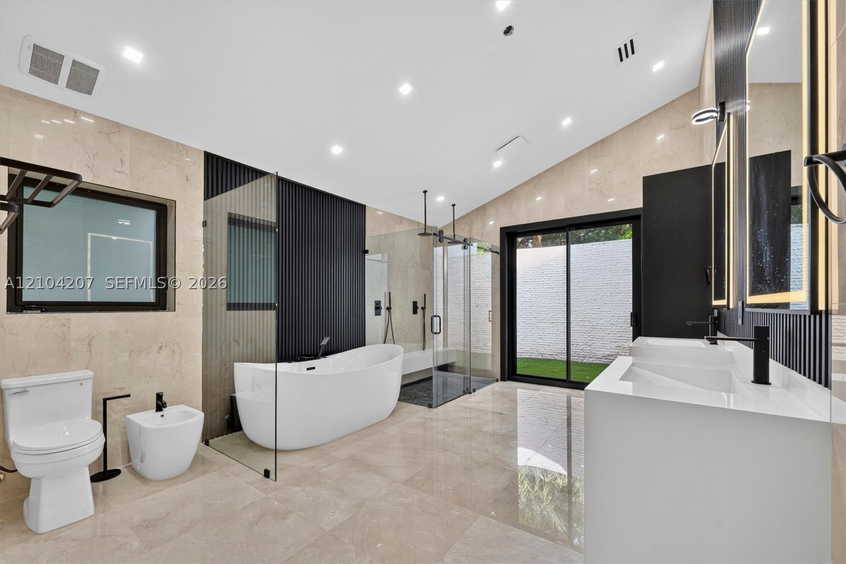 7001 Robles St, Coral Gables FL 33143