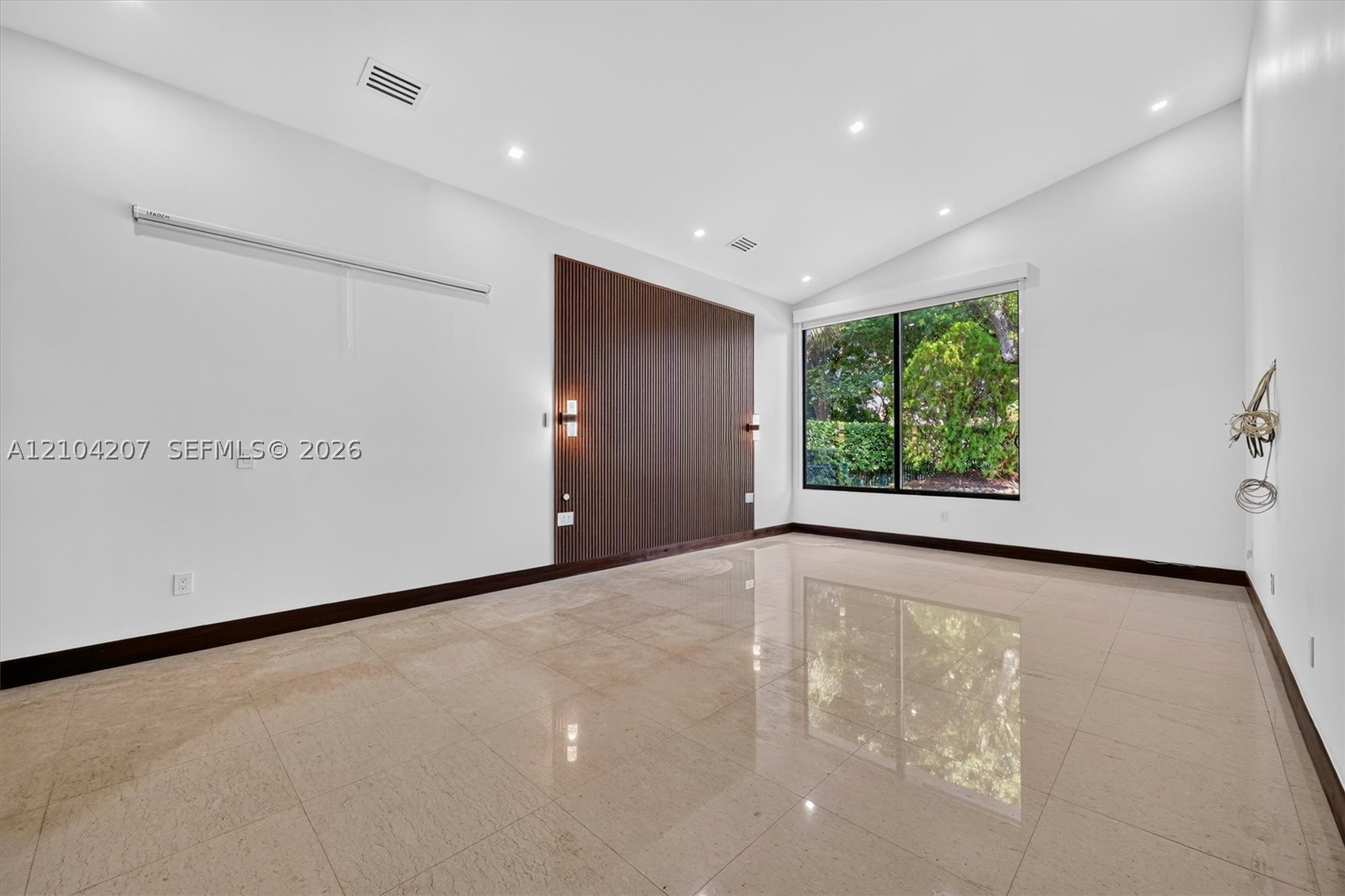 7001 Robles St, Coral Gables FL 33143