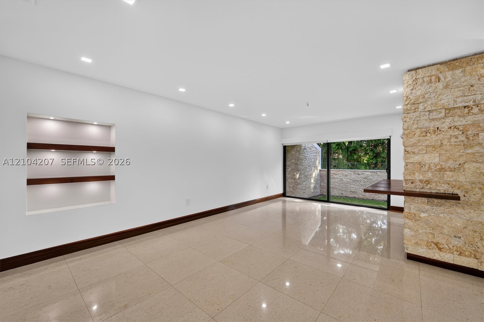 7001 Robles St, Coral Gables FL 33143