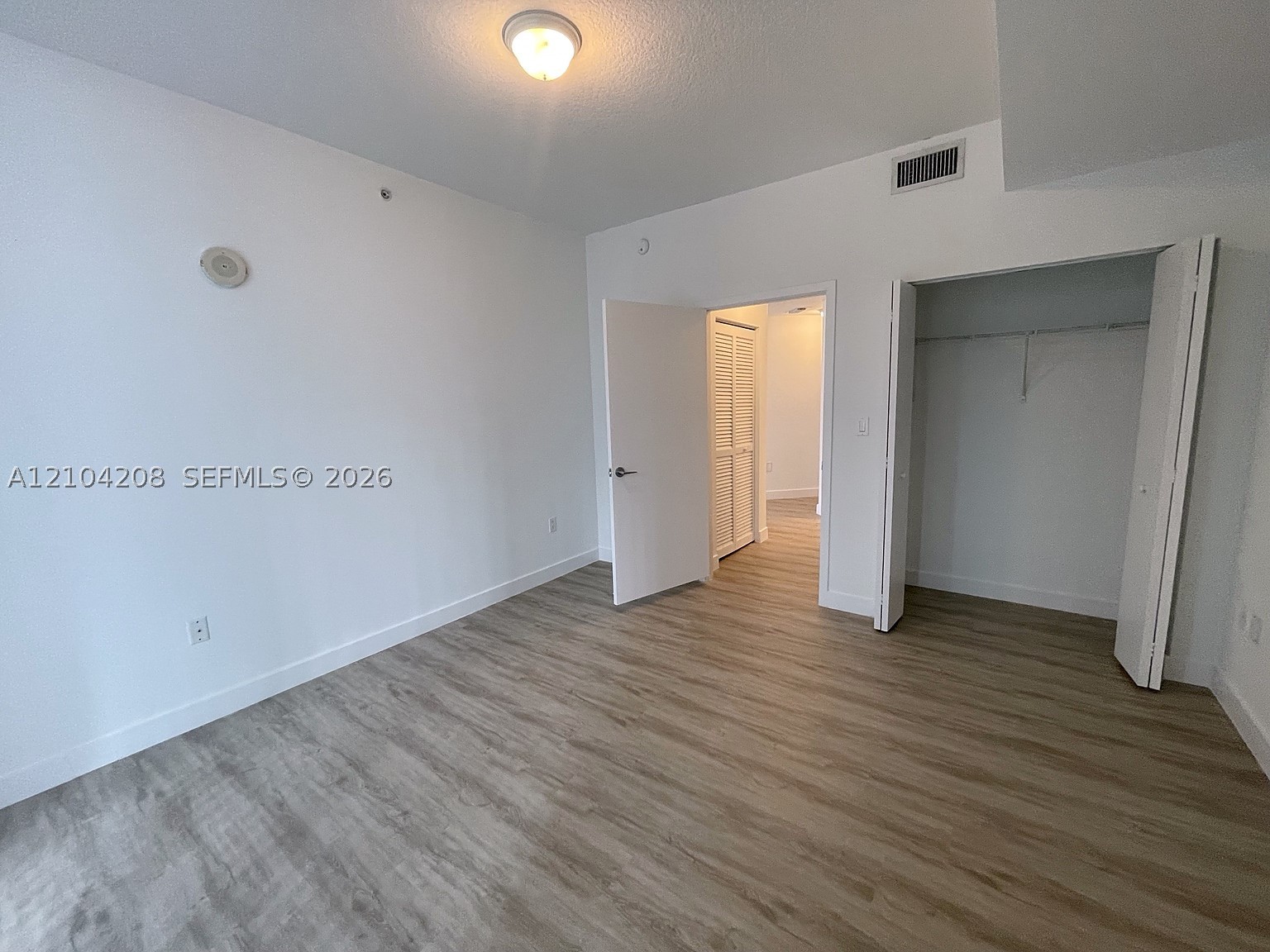 79 SW 12th St #1001-S, Miami FL 33130