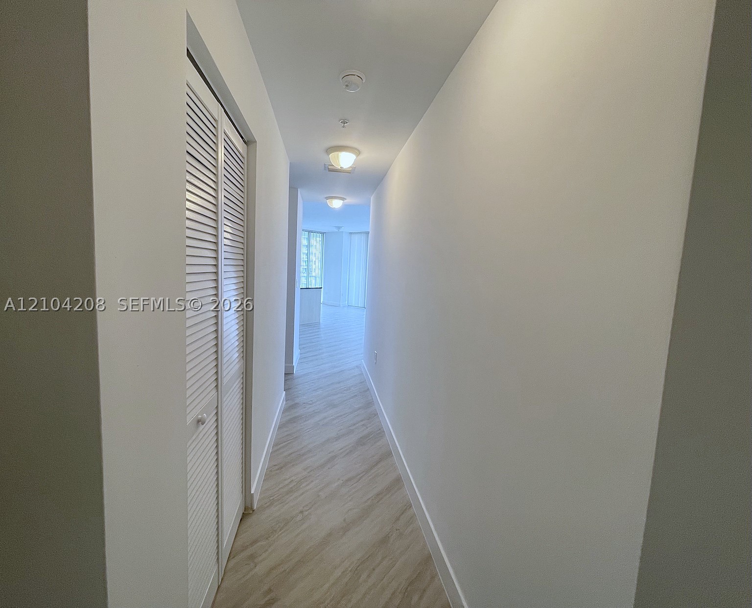 79 SW 12th St #1001-S, Miami FL 33130