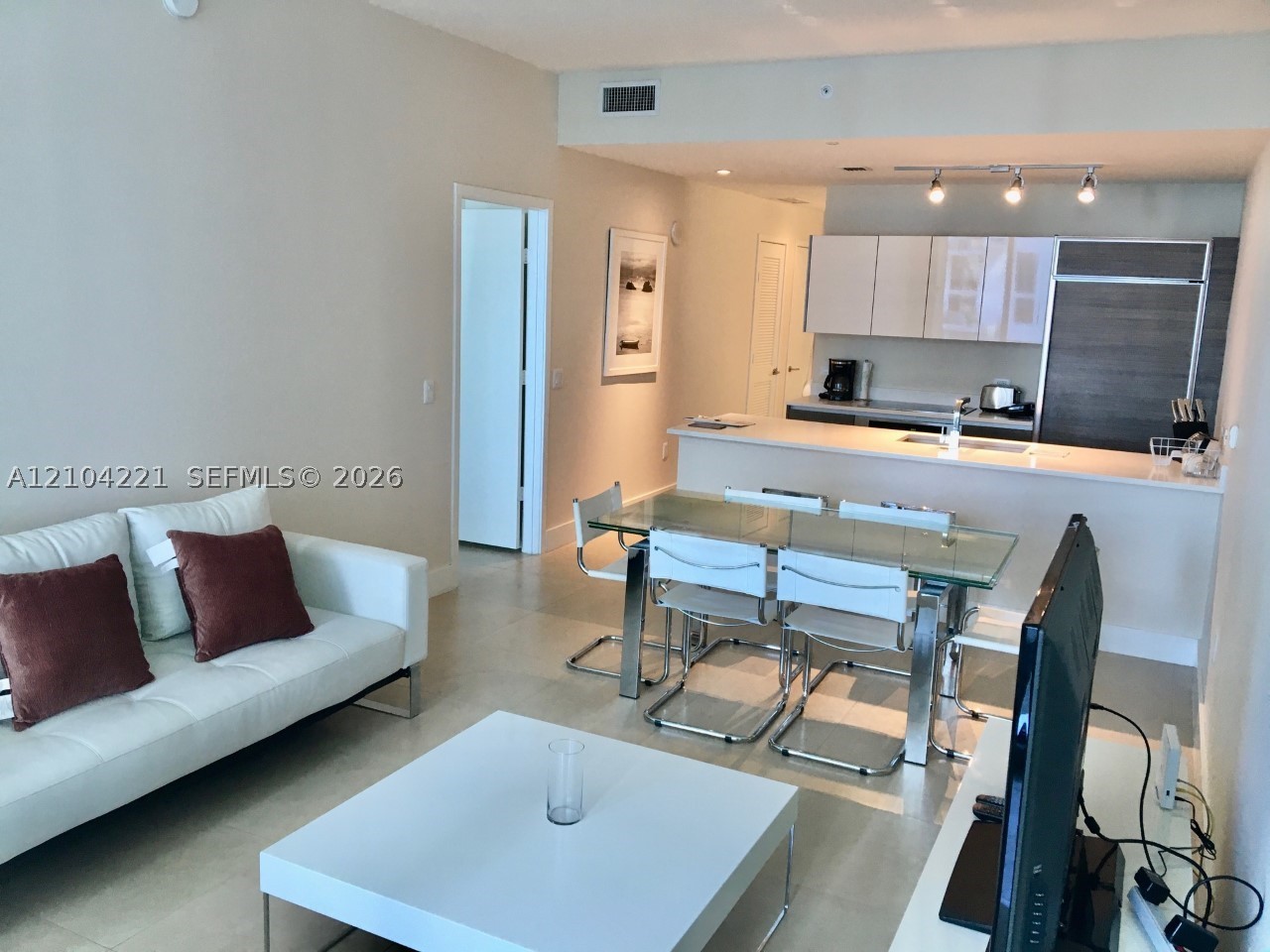 1100 S Miami Ave #811, Miami FL 33130