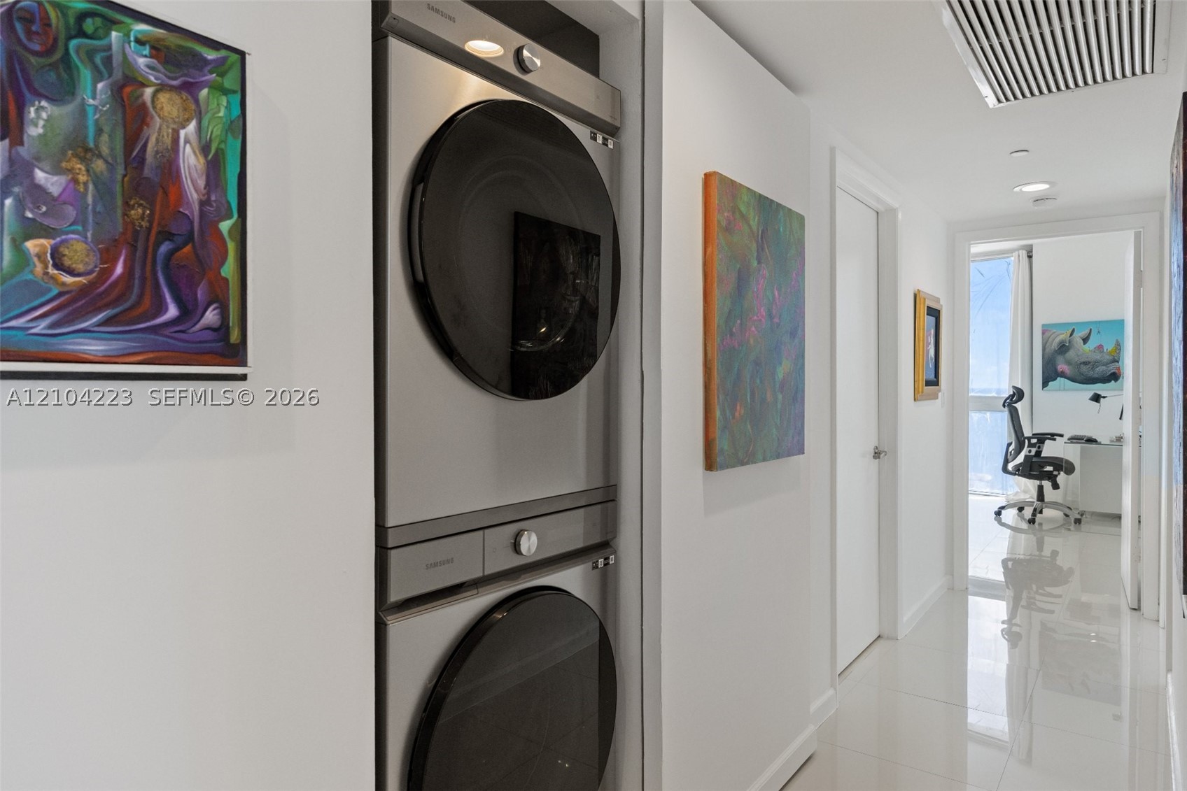 495 Brickell Ave #3401, Miami FL 33131