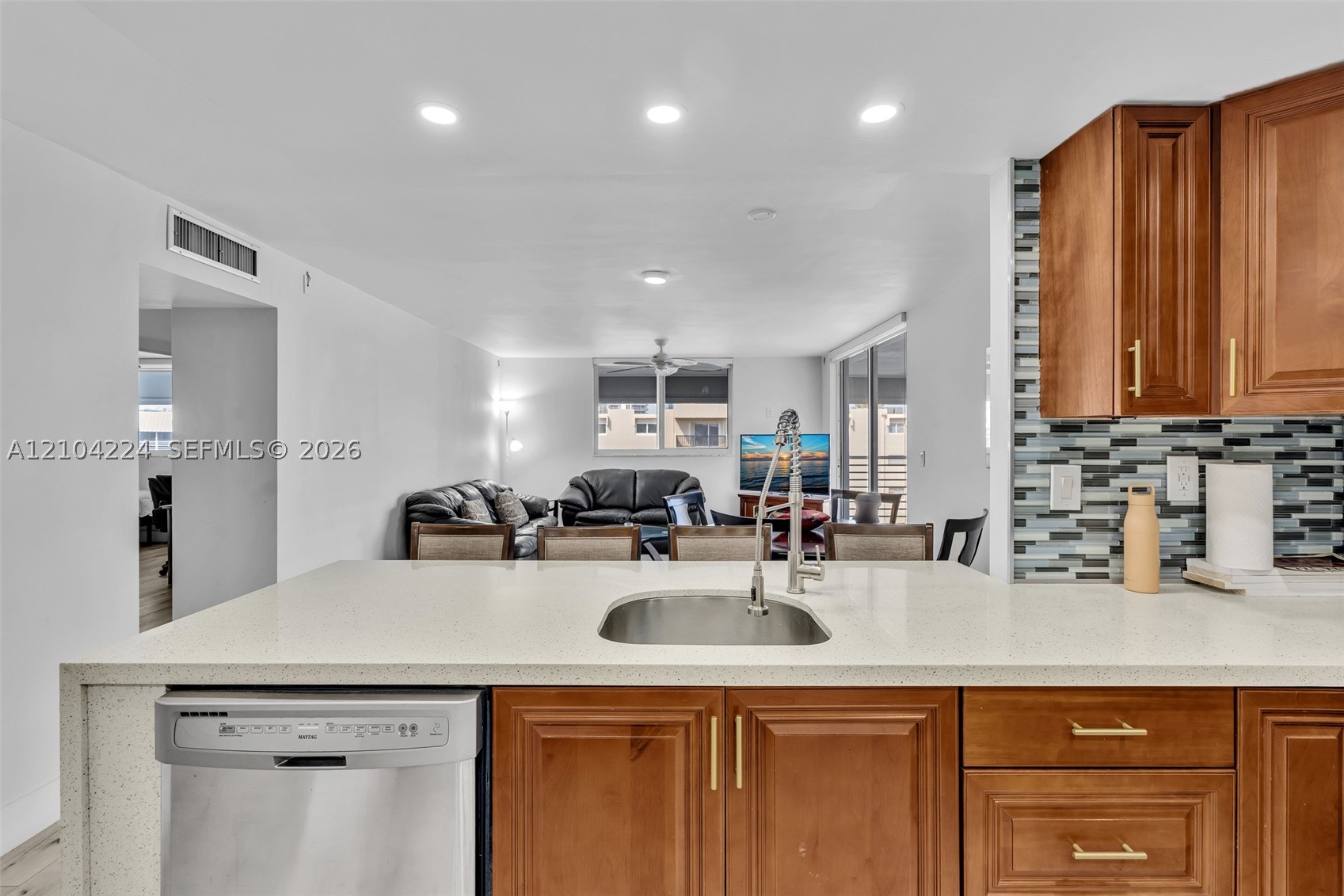 3849 NE 169th St #406, North Miami Beach FL 33160