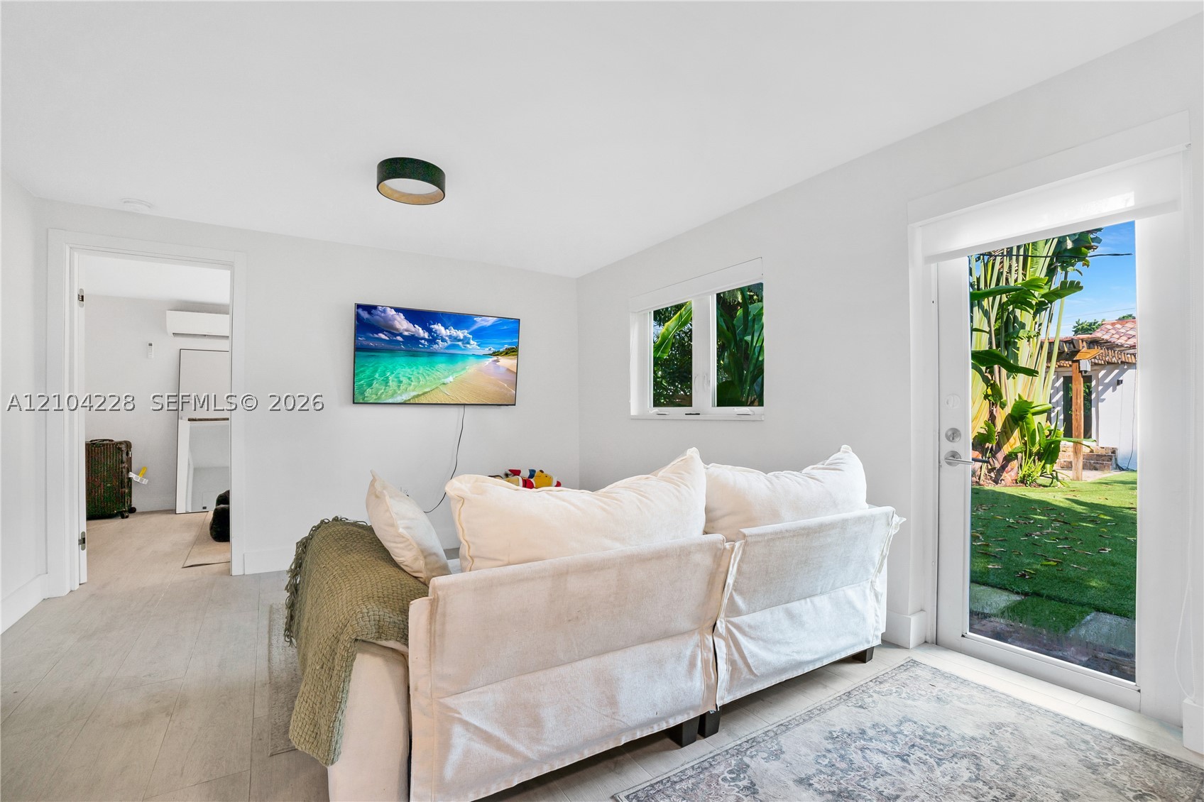 718 NE 87th St, Miami FL 33138
