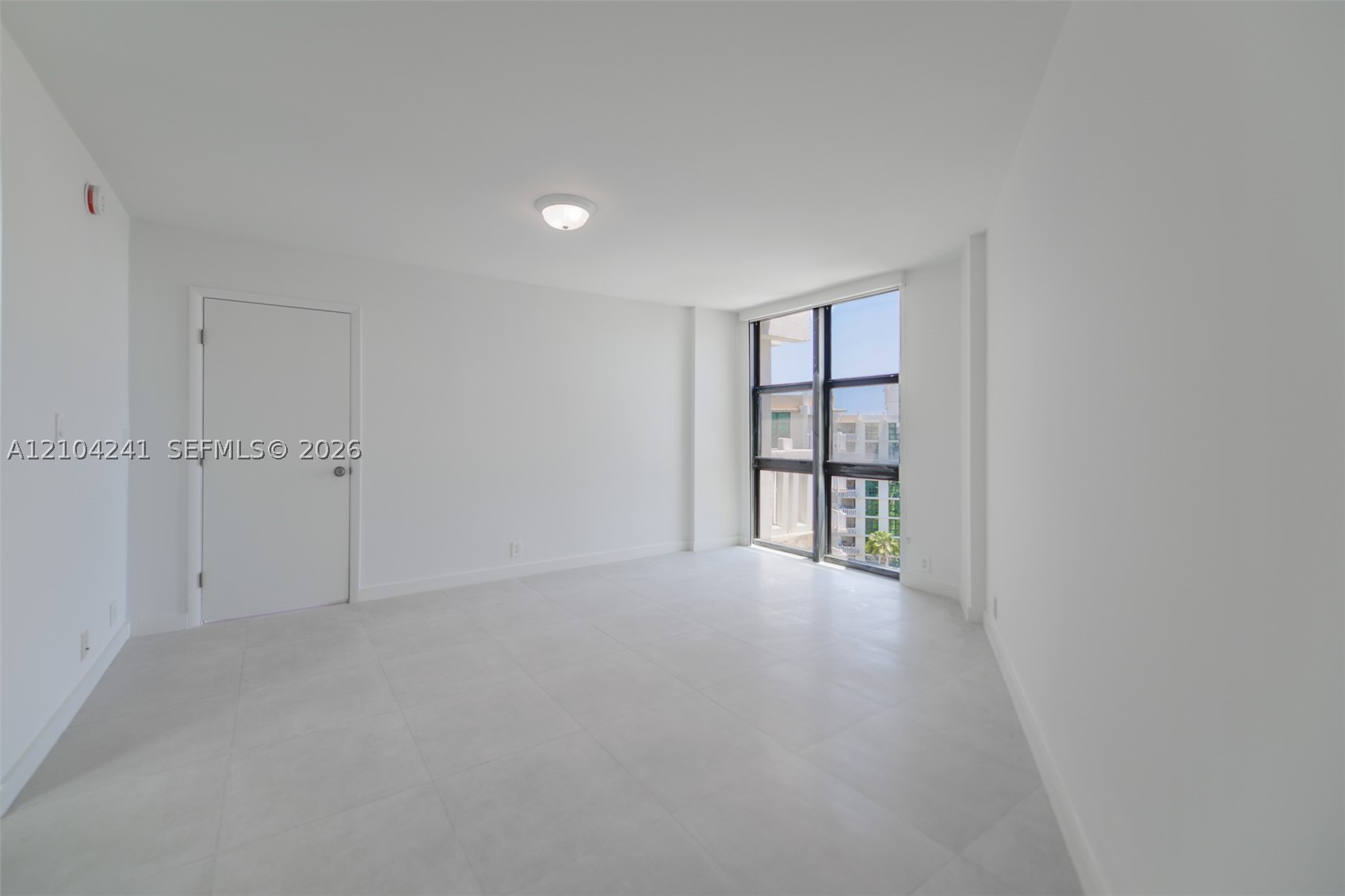 1121 Crandon Blvd #D1206, Key Biscayne FL 33149