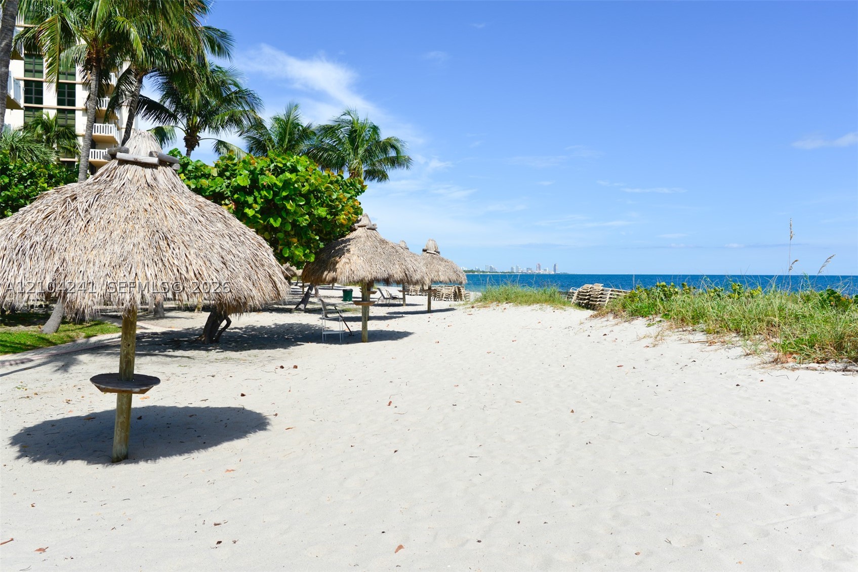 1121 Crandon Blvd #D1206, Key Biscayne FL 33149