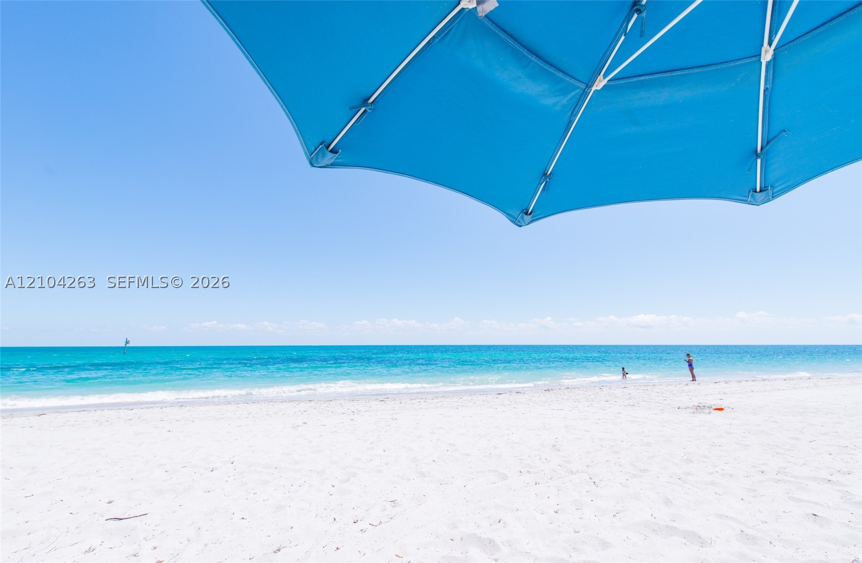 881 Ocean Dr #TH31, Key Biscayne FL 33149