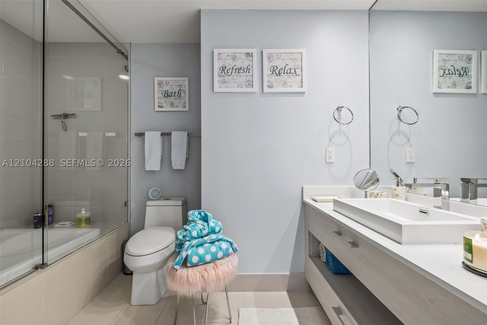 55 SW 9th St #2309, Miami FL 33130