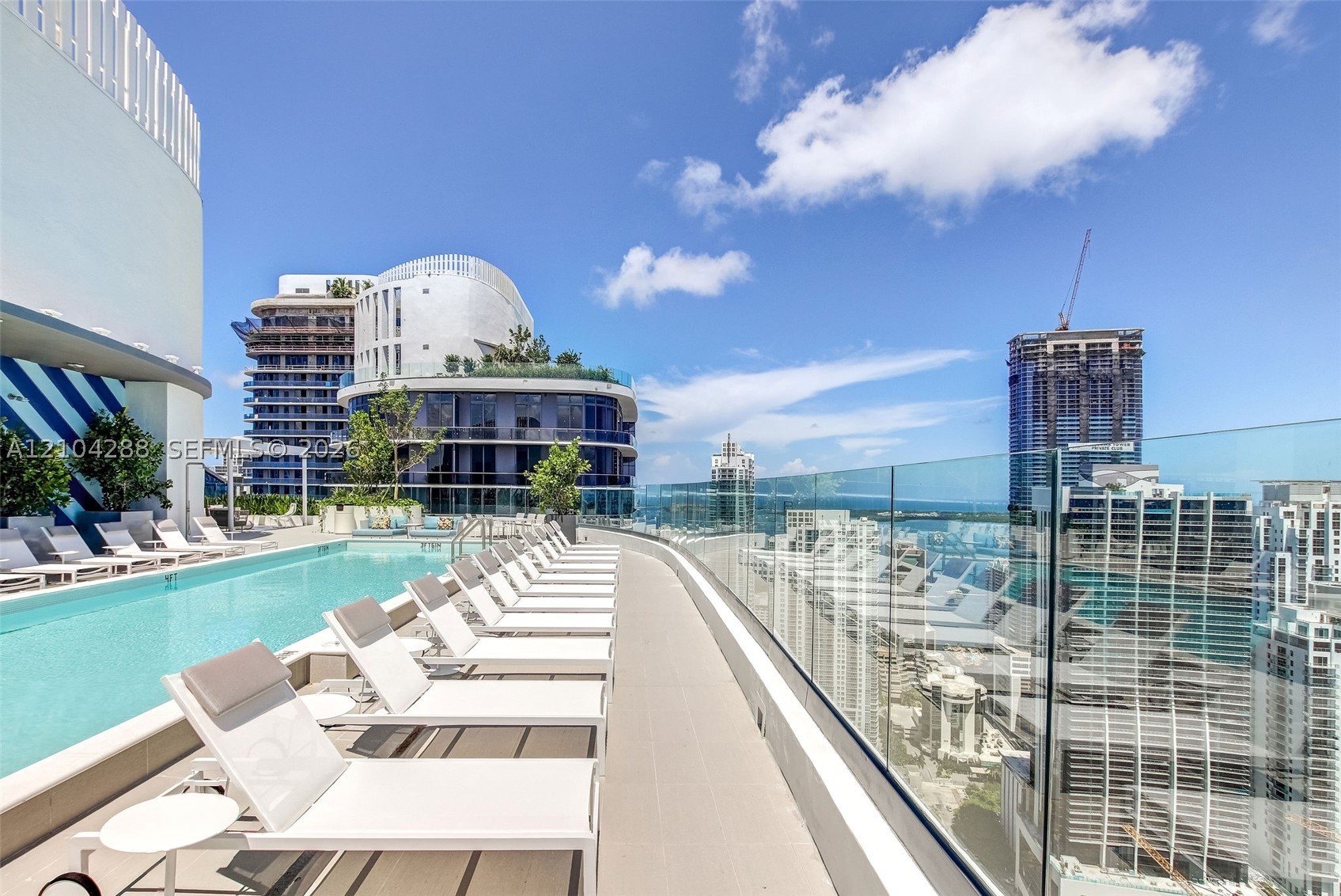 55 SW 9th St #2309, Miami FL 33130