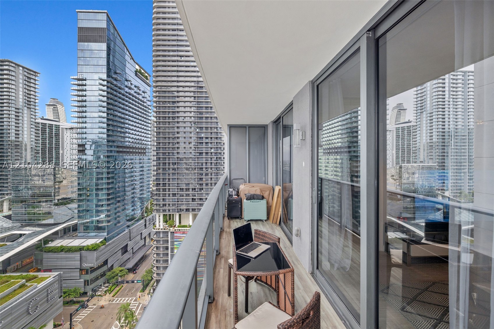 55 SW 9th St #2309, Miami FL 33130